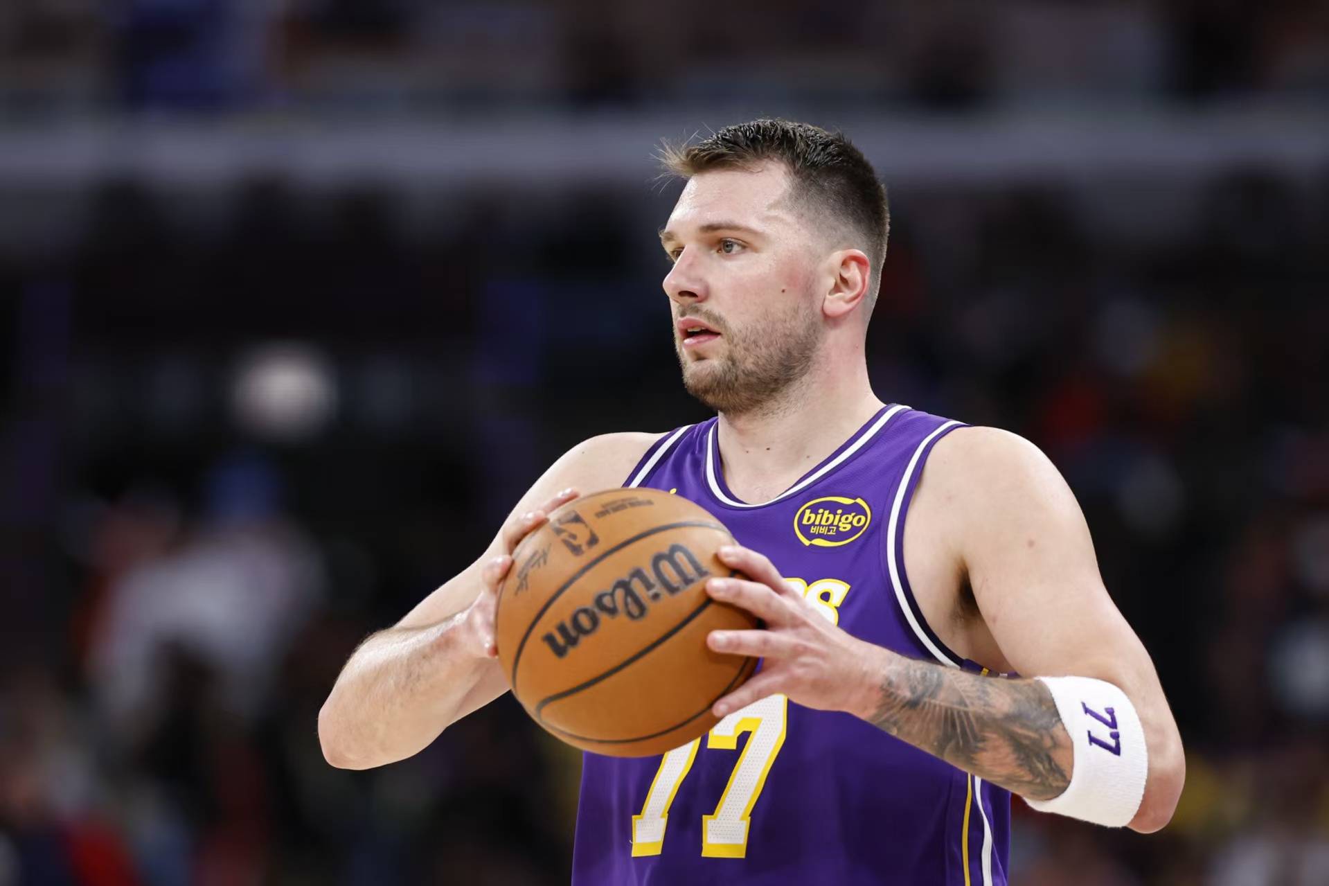 开云体育-东契奇连续三场比赛得分超过出色防守,利物浦挑战极限!的简单介绍