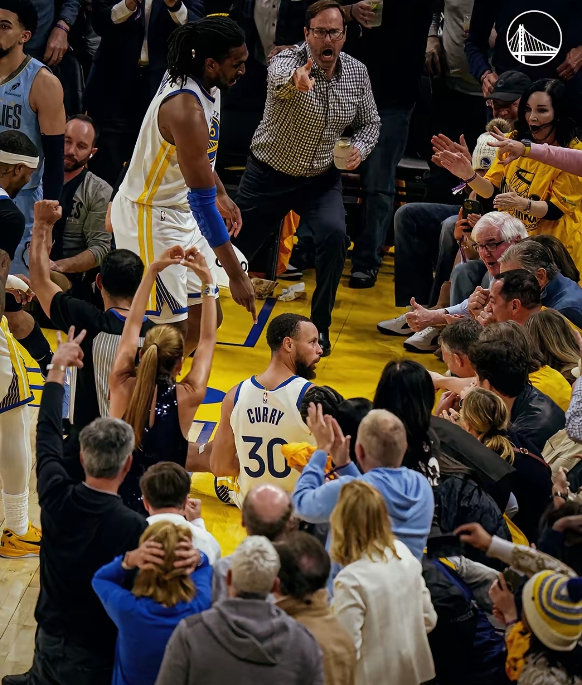 Kaiyun-包含库里连续三场比赛得分超过惊险取胜，切尔西挑战极限！的词条